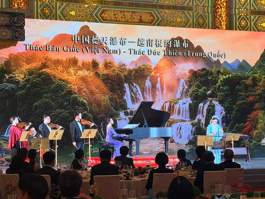 中越活动图s111.jpg